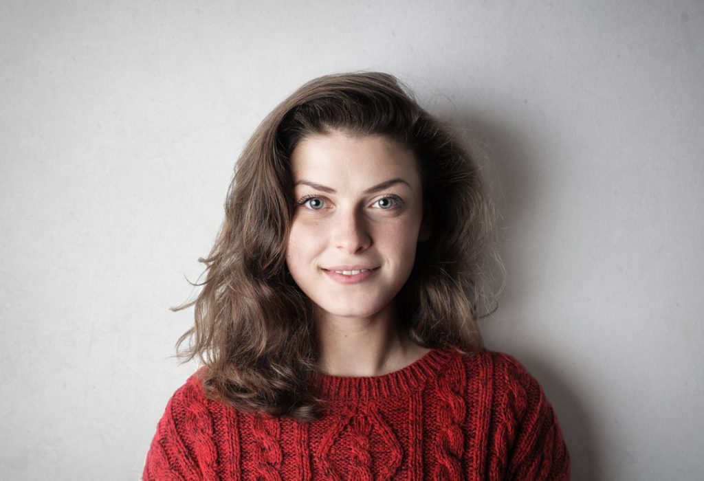 Corte de Cabelo Feminino: 30 Estilos para Cada Formato de Rosto (2026)